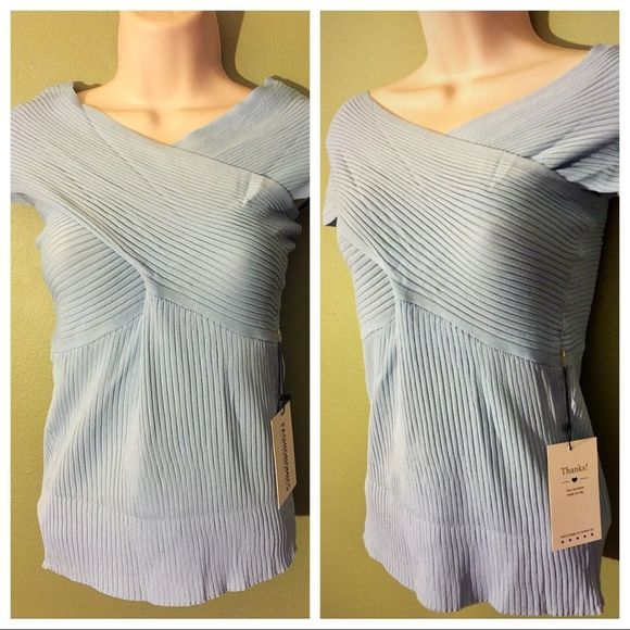 Fashionomics Tops - FASHIONOMICS KNIT RIBBED TOP SIZE SMALL NWT
